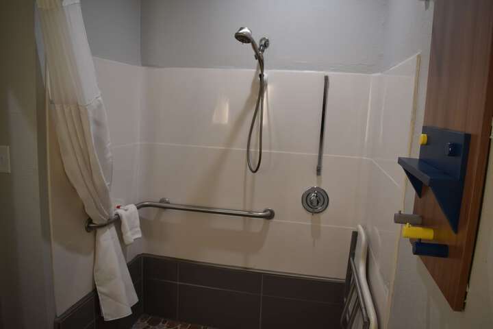 Microtel Inn & Suites by Wyndham Stockbridge / Atlanta I-75