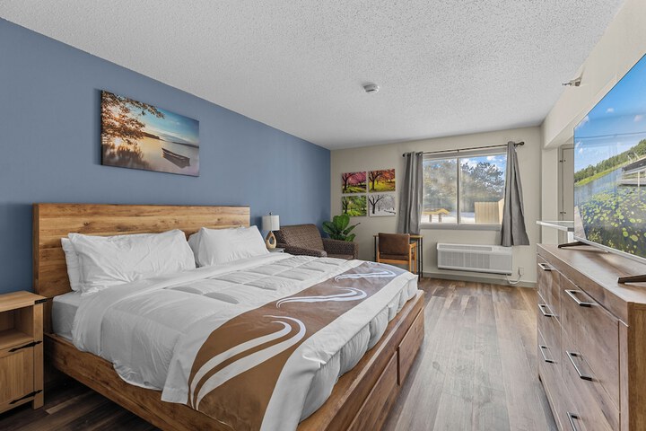 Nisswa Hotel and Suites