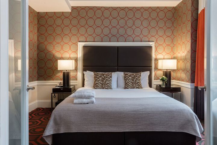 Room 34 of 72