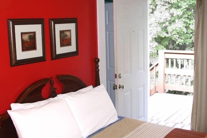 Room 14 of 24