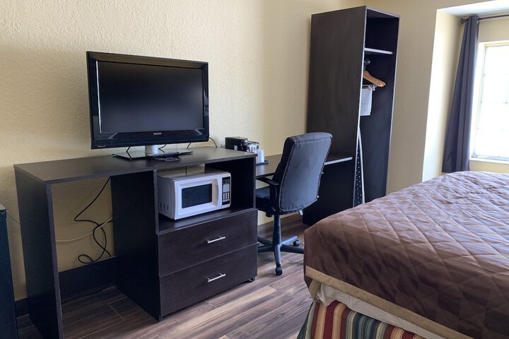 Room 35 of 95