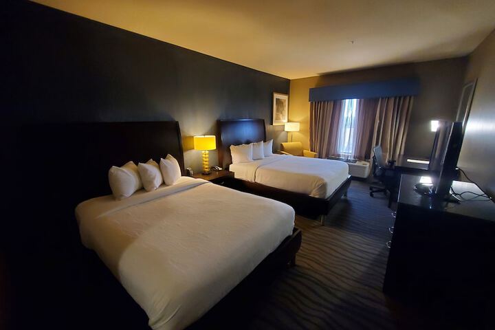 Room 25 of 81