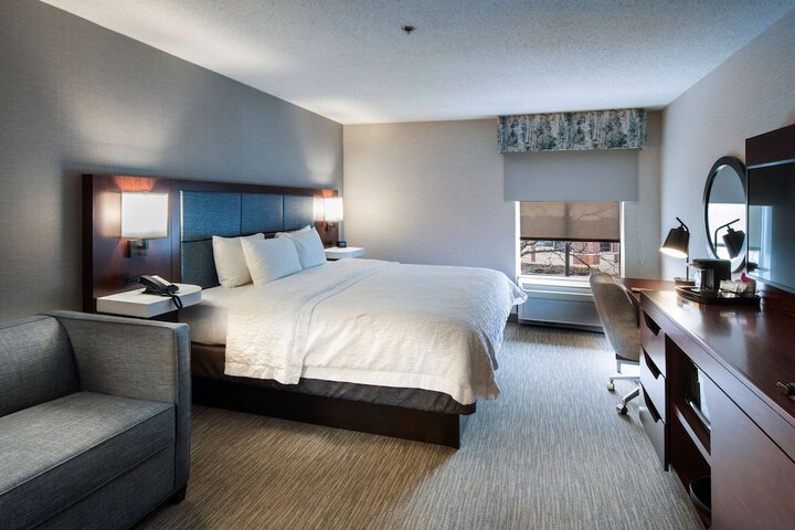 Hampton Inn & Suites Chicago / Lincolnshire