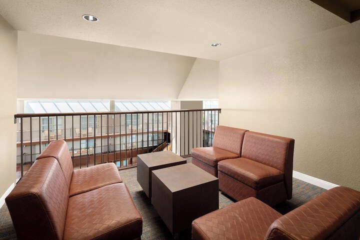 Delta Hotels by Marriott Calgary South