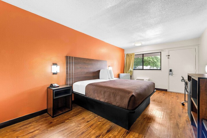 Room 31 of 41