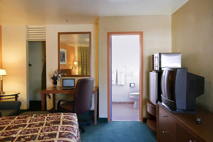 Room 15 of 20