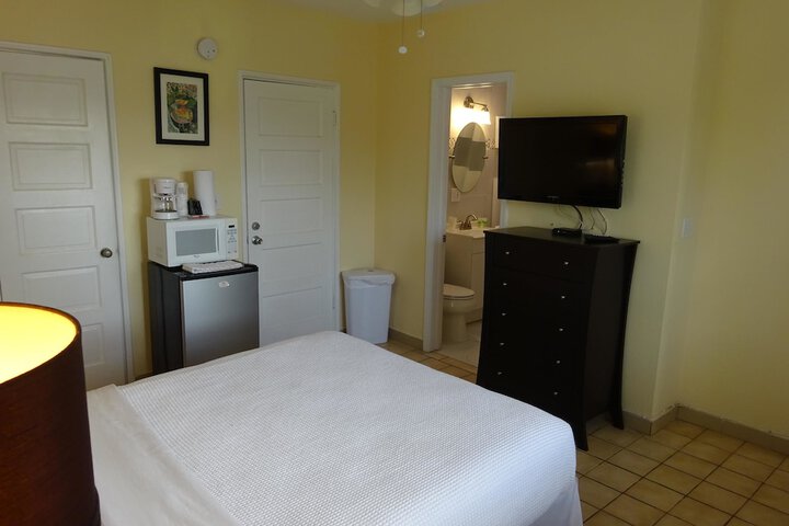 Room 49 of 141