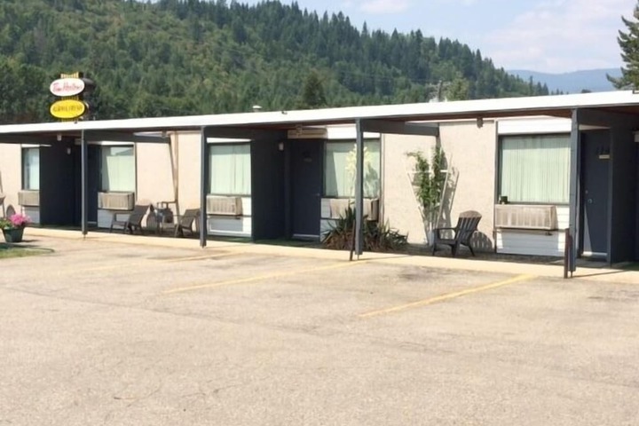 Twin Rivers Motel Castlegar