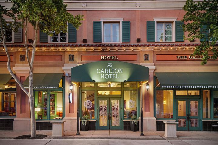 The Carlton Hotel Atascadero – Paso Robles, a Tribute Portfolio Hotel