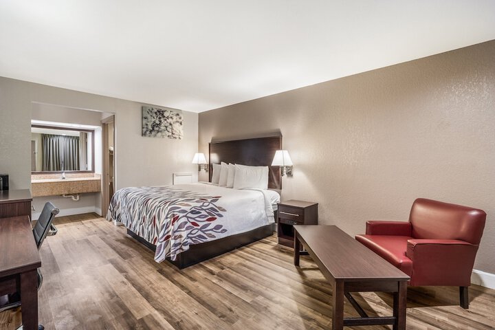 Room 8 of 22