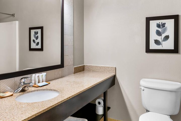 Country Inn & Suites by Radisson Hot Springs, AR