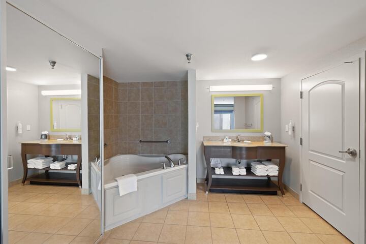 Hampton Inn & Suites Madera