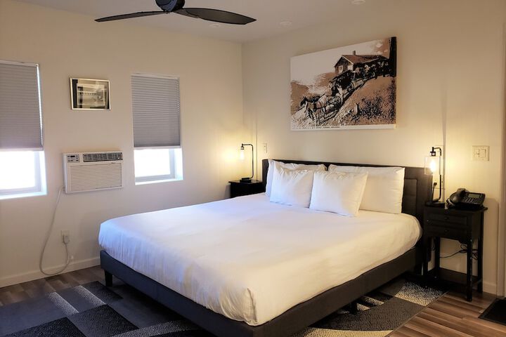 The Iron Horse Inn