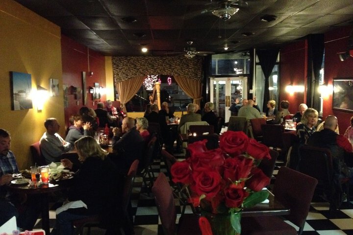 Dining 20 of 22