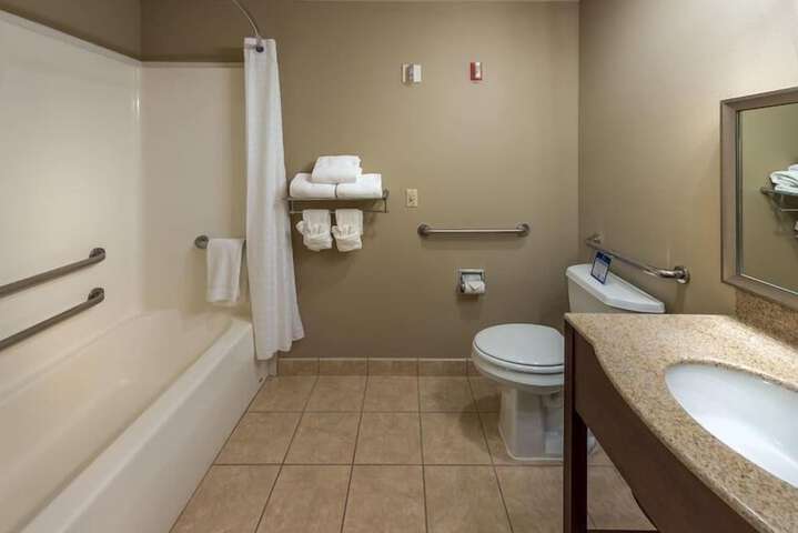 Room 3 of 21