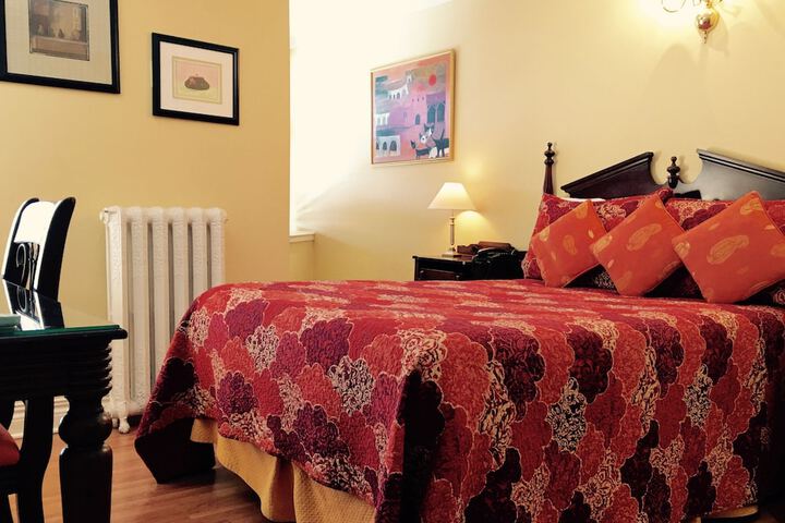 Room 51 of 57