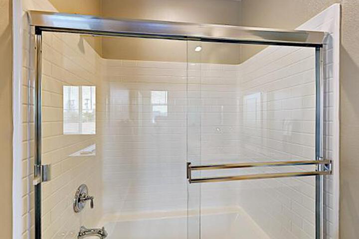 525 Surfbird Home Home