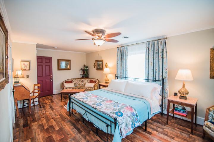 Room 21 of 60