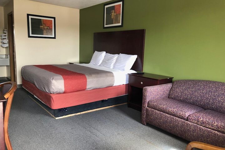 Salt Creek Inn