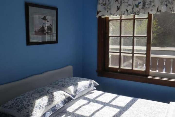Room 50 of 80