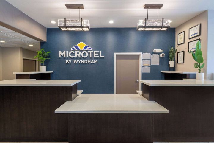 Microtel Inn & Suites by Wyndham Tracy