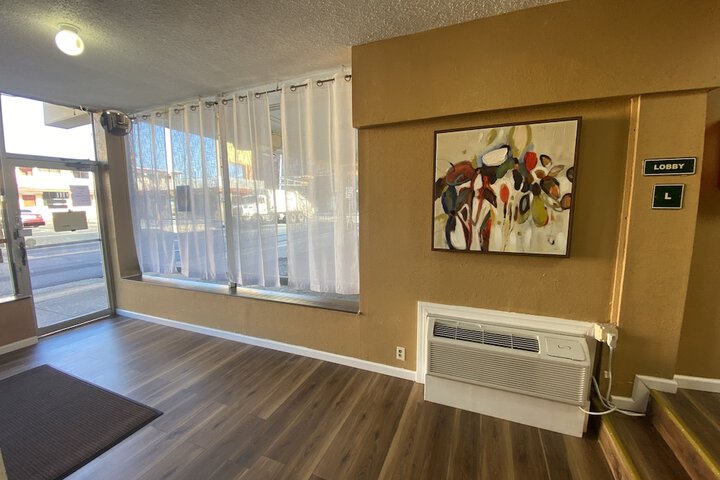 Hotel Interior 9 of 77