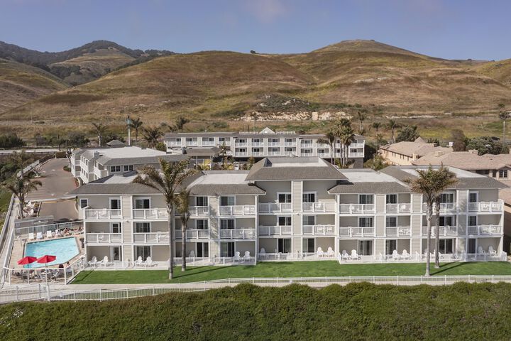 Hotel 6 of 55