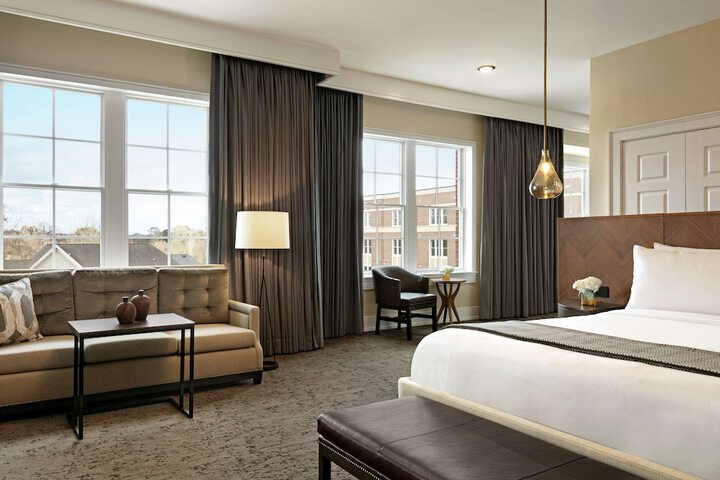 Room 33 of 130