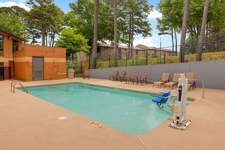 Pool 9 of 67