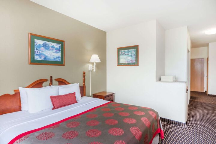 Ramada by Wyndham Columbia