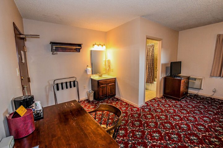 Room 43 of 55