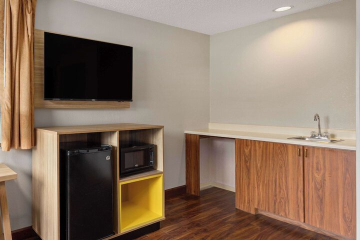 Room 31 of 46