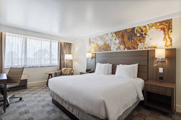 Crowne Plaza Executive Center Baton Rouge by IHG