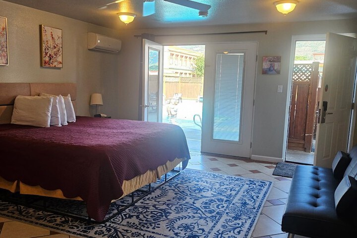 Camaray Motel