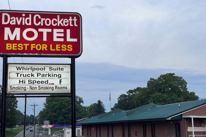 David Crockett Motel