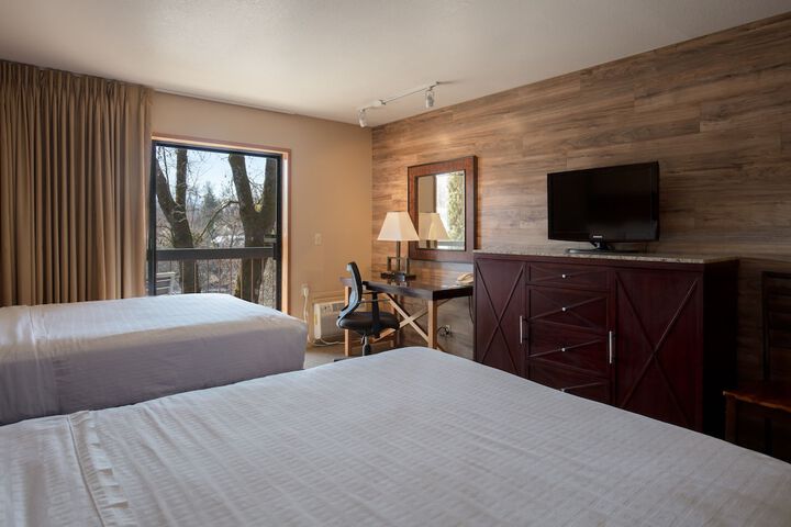Riverside Inn