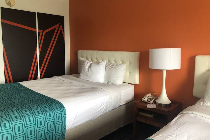 Room 18 of 35