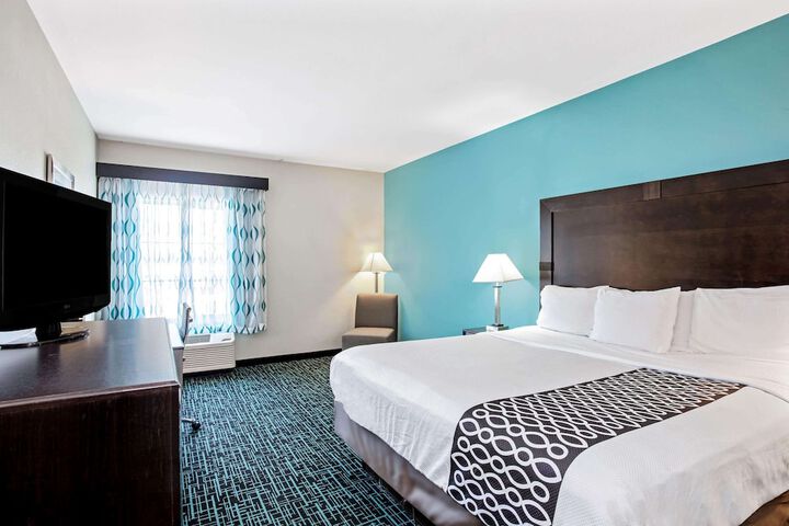 Room 21 of 27