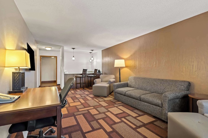 Room 32 of 57
