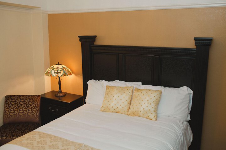 Room 54 of 67