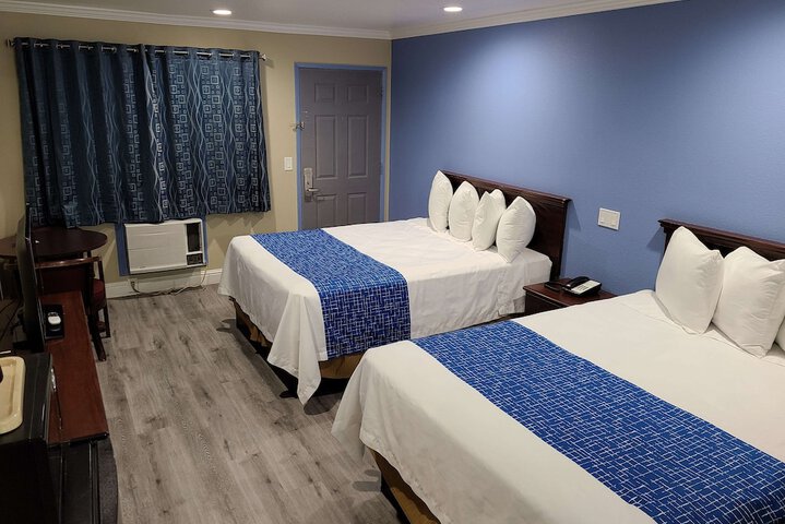 Room 38 of 44