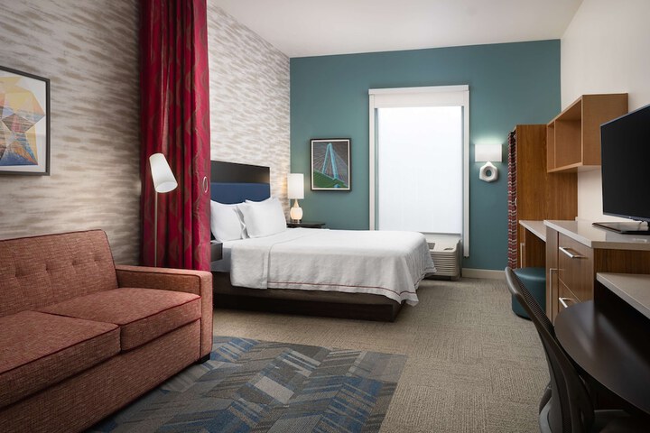 Room 25 of 34