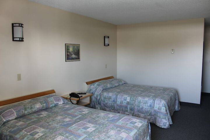 Room 15 of 28