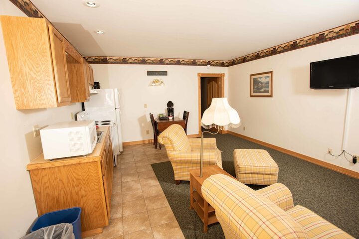 Blue Spruce Motel