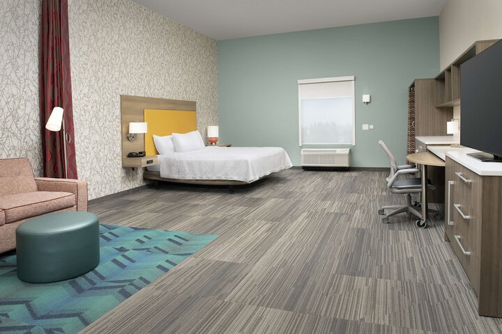Home2 Suites by Hilton Clovis Fresno Airport