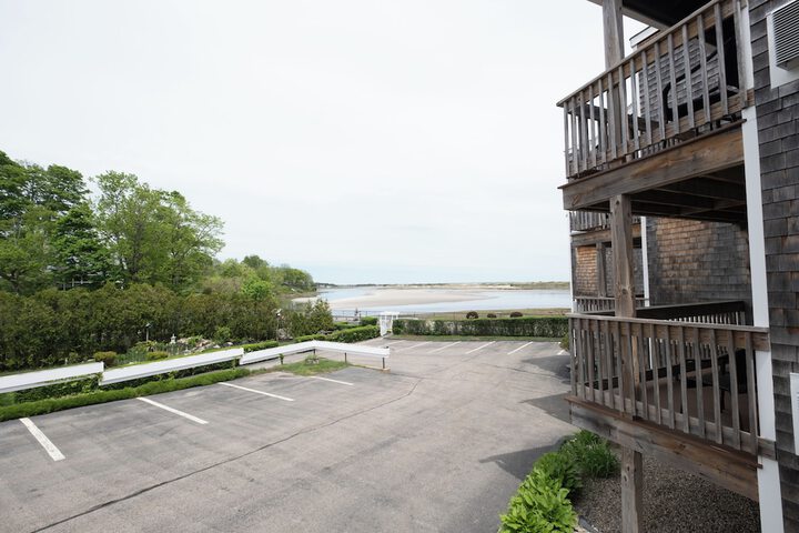 Aspinquid Resort