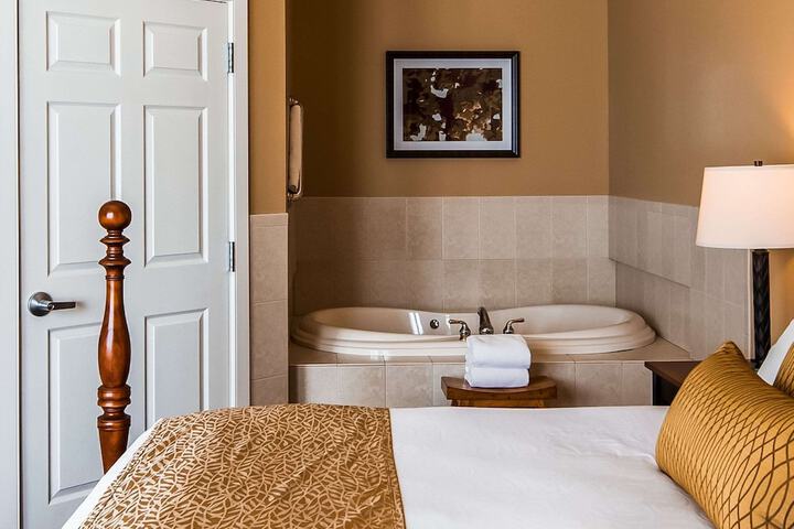 Best Western Plus Dutch Haus Inn and Suites