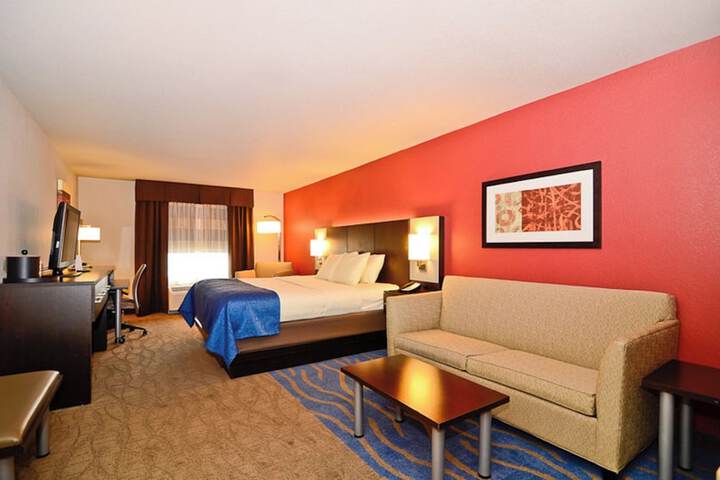 Room 22 of 40