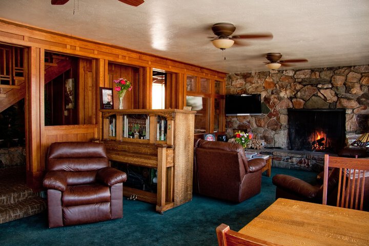 Robinhood Resort