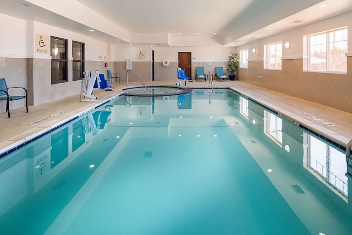 Pool 4 of 21